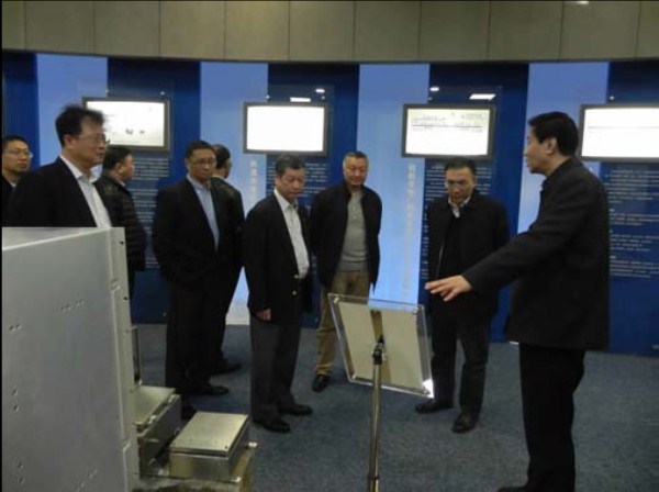 上海電器科學(xué)研究所(集團(tuán))有限公司領(lǐng)導(dǎo)一行蒞臨本公司交流—— 組合優(yōu)勢借鑒經(jīng)驗共謀發(fā)展