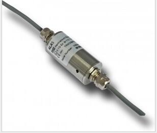  信號(hào)輸入信號(hào)調(diào)節(jié)器之間短路以模擬零負(fù)載